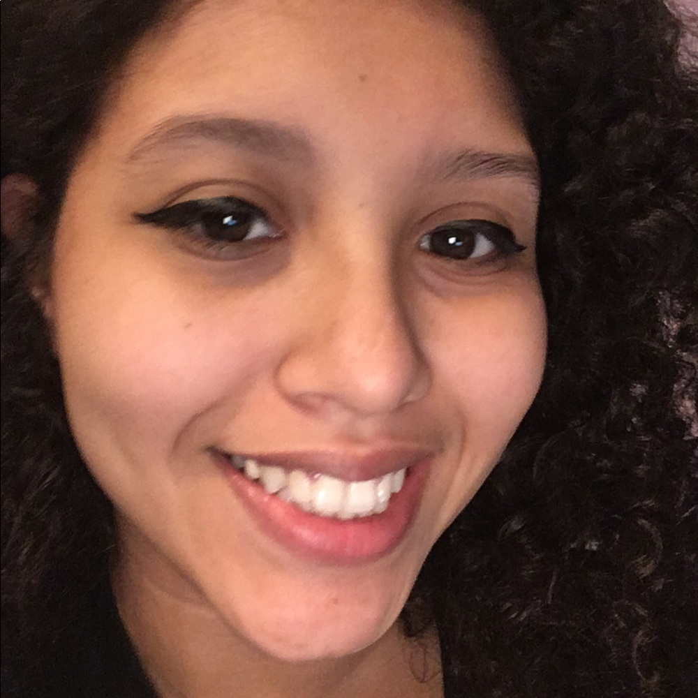 Meet your Posher, Amber